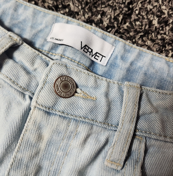 Vervet light wash jeans - Picture 6 of 10